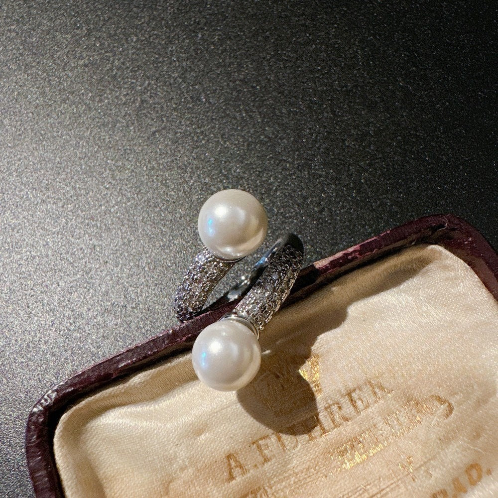 Twist Plate Gem White Shell Pearls Ring