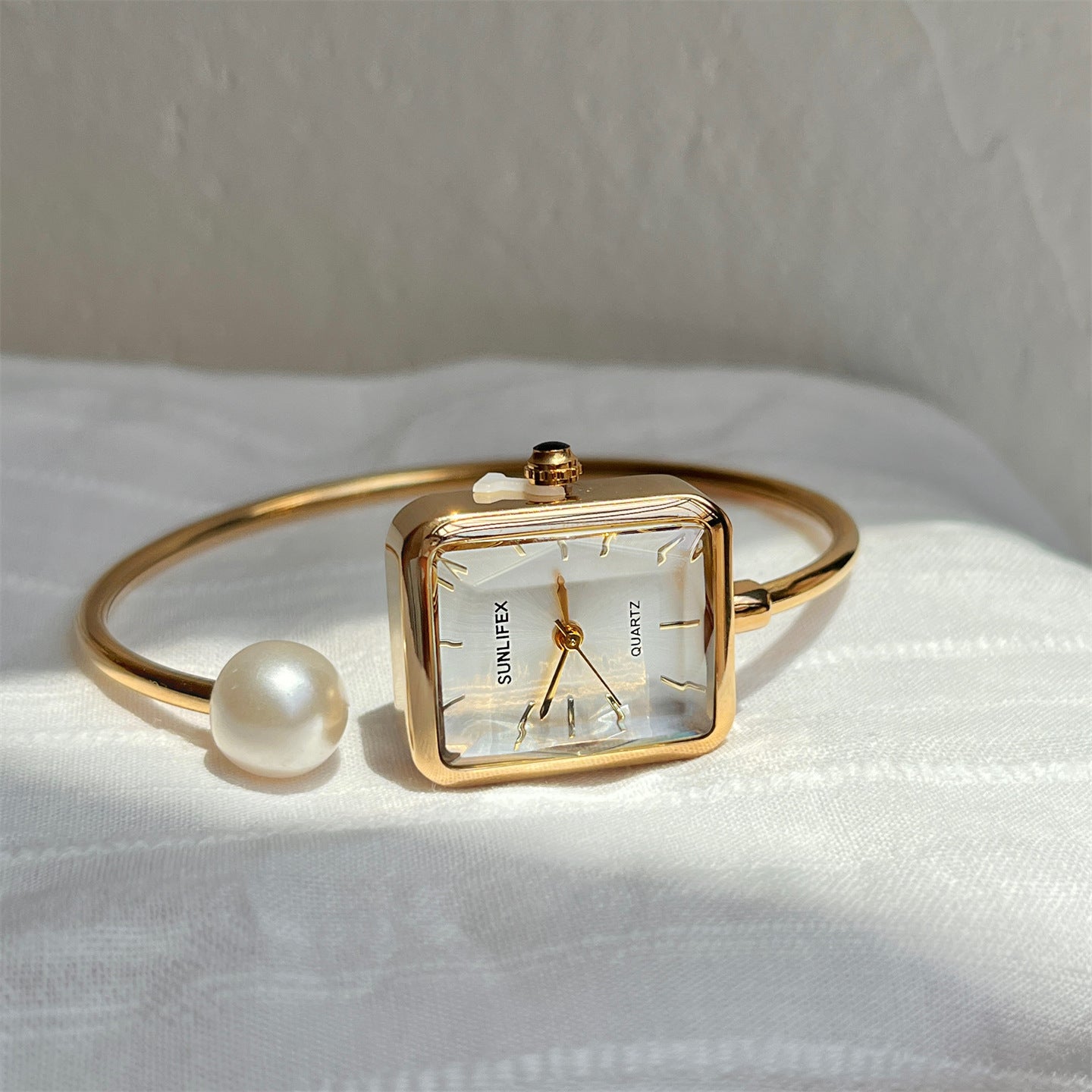 Gold Square Pearl Women's Light Luxury Exquisite Bracelet Watch