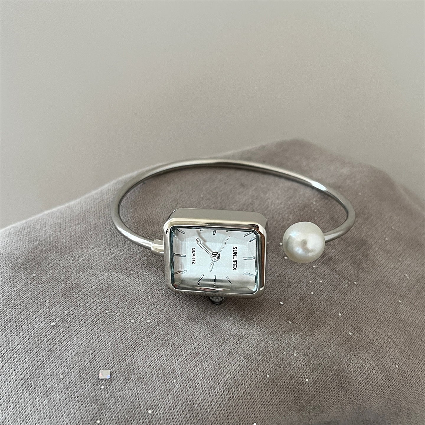 Gold Square Pearl Women's Light Luxury Exquisite Bracelet Watch