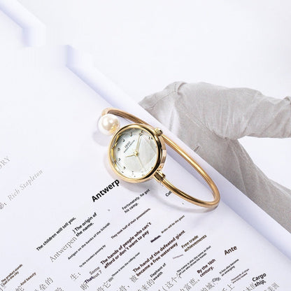 Women's Bracelet Watch Shell Surface Pearl