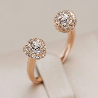 A Fashionable Round Full Diamond Ring For Women