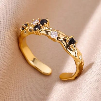 Mild Luxury Retro 18K Gold Plated Love Emerald Ring